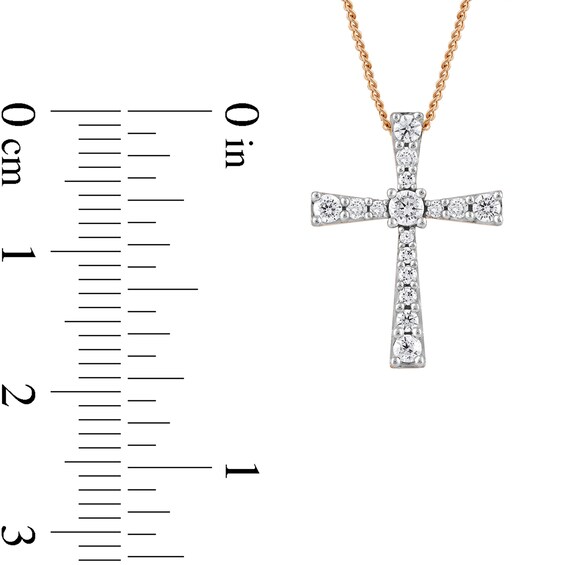 1/3 CT. T.w. Diamond Graduated Cross Pendant in 10K Rose Gold
