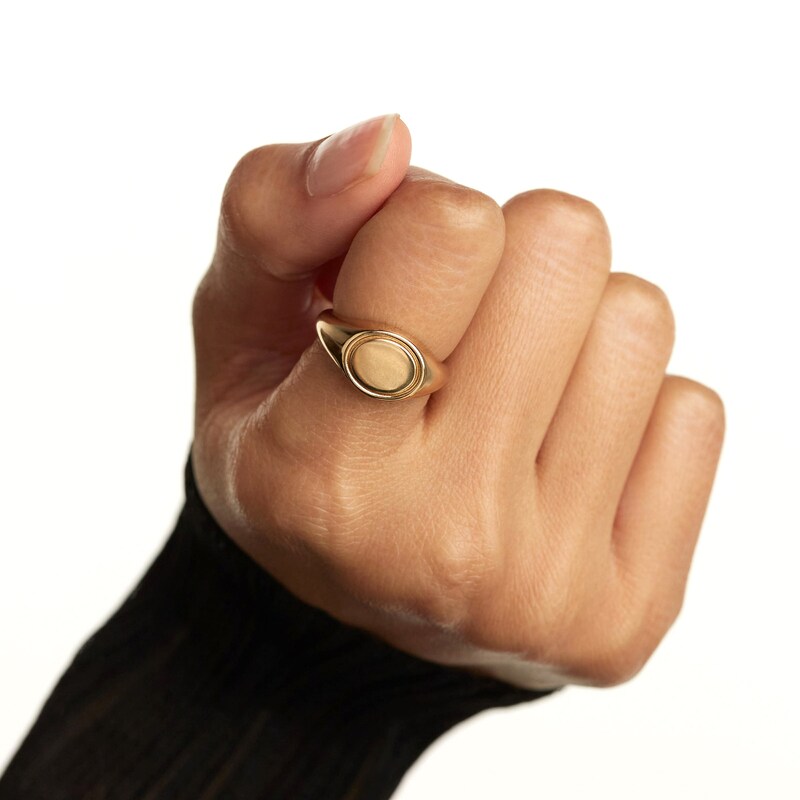 Oval Signet Ring in Sterling Silver with 18K Gold Plate