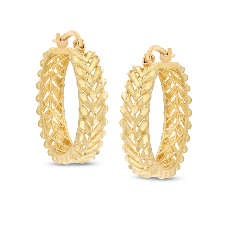 Main Image 1 of 25.0mm Diamond-Cut Chevron Pattern Hoop Earrings in 10K Gold