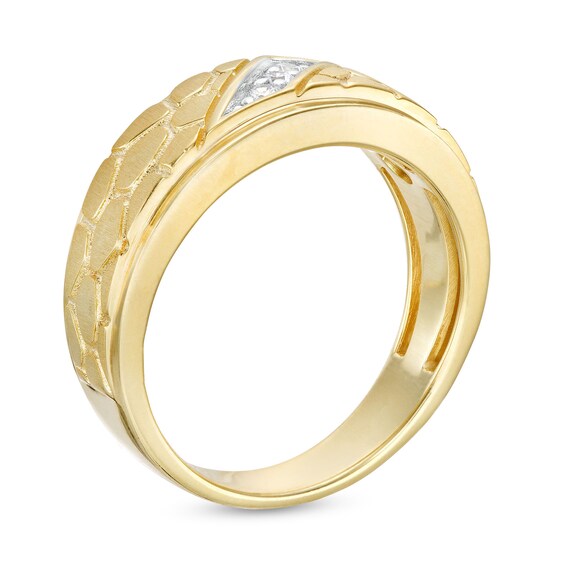 1/10 CT. T.w. Diamond Three Stone Nugget Wedding Band in 10K Gold