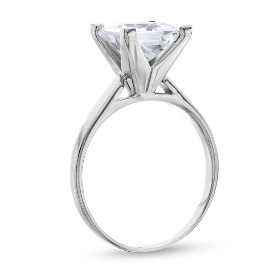 2 CT. Princess-Cut Diamond Solitaire Engagement Ring in Platinum (I/I2)