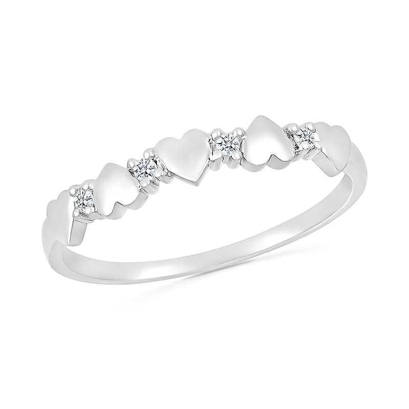 Main Image 1 of 1/20 CT. T.W. Diamond Alternating Five Heart Promise Ring in Sterling Silver