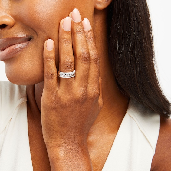 1/3 CT. T.w. Diamond Edge Herringbone Band in 10K White Gold