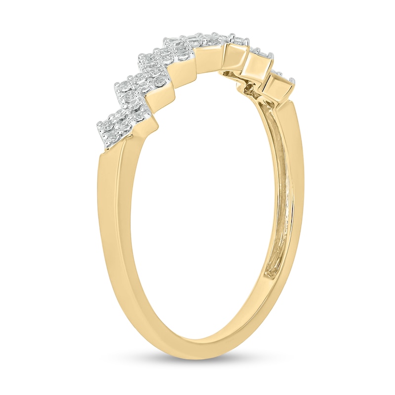 1/6 CT. T.W. Diamond Zig-Zag Stackable Band in 10K Gold