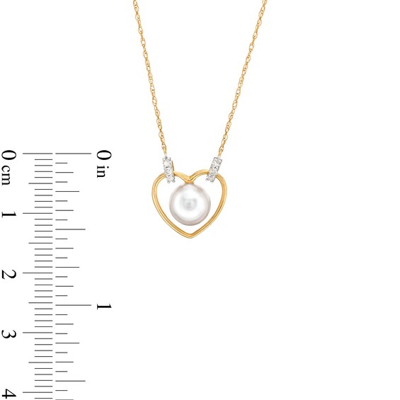 Freshwater Cultured Pearl and 1/20 CT. T.w. Diamond Collar Necklace in 10K Gold