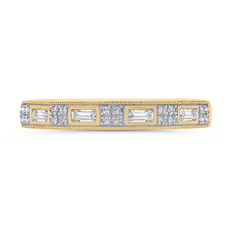 1/6 CT. T.W. Baguette Diamond Alternating Quad Vintage-Style Band in 10K Gold