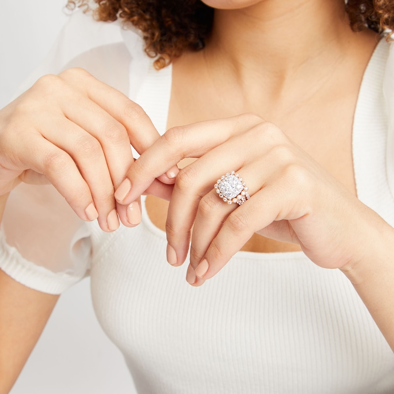 Main Image 2 of 2-3/4 CT. T.W. Cushion Multi-Diamond Bubble Frame Vintage-Style Bridal Set in 10K Rose Gold