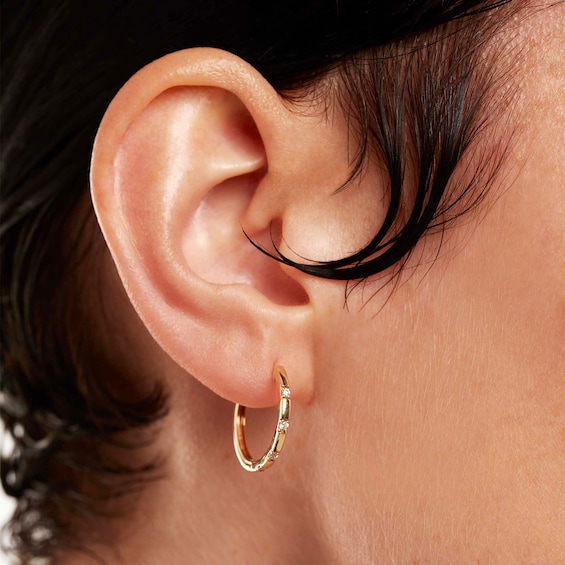 PDPAOLA™ at Zales 1/10 CT. T.W. Lab-Grown Diamond Hoop Earrings in 18K Gold