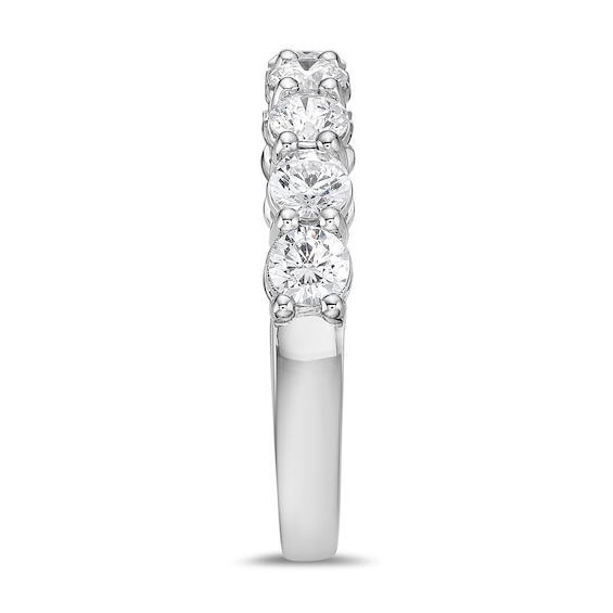 CT. T.w. Diamond Nine Stone Band in 10K Gold (I/I2