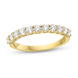 3/4 CT. T.W. Diamond Eleven Stone Band in 10K Gold (I/I2)