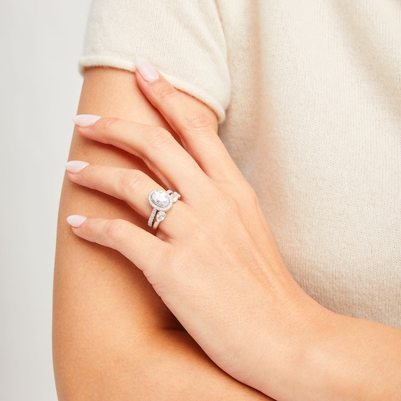 Vera Wang Love Collection Certified Oval Diamond Ring Set