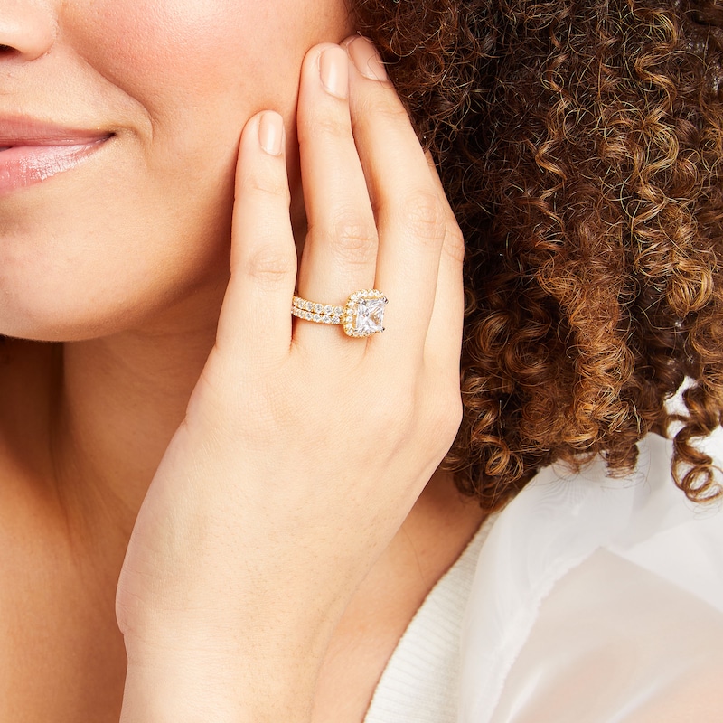 Main Image 2 of 4-1/2 CT. T.W. Princess-Cut Certified Lab-Grown Diamond Cushion Frame Bridal Set in 14K Gold (I/SI2)