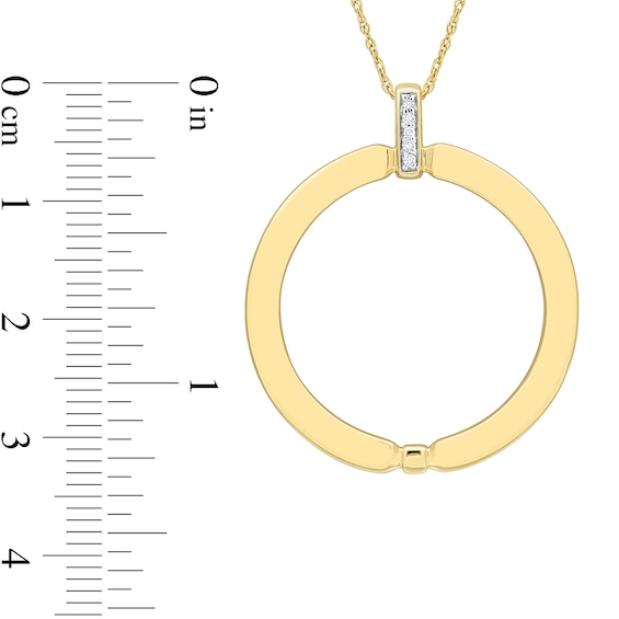 Eternally Bonded Men's Diamond Accent Bail Circle Pendant in 14K Gold