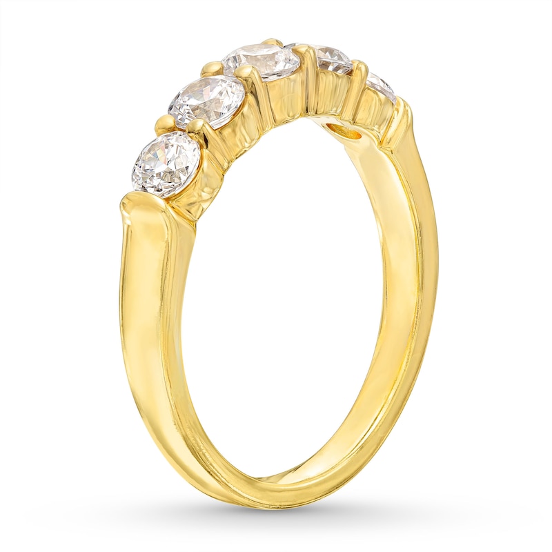 Main Image 3 of 1 CT. T.W. Diamond Five Stone Anniversary Band in 14K Gold