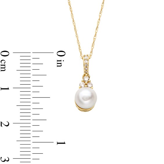 6.0mm Freshwater Cultured Pearl and 1/15 CT. T.w. Diamond Pendant in 10K Gold