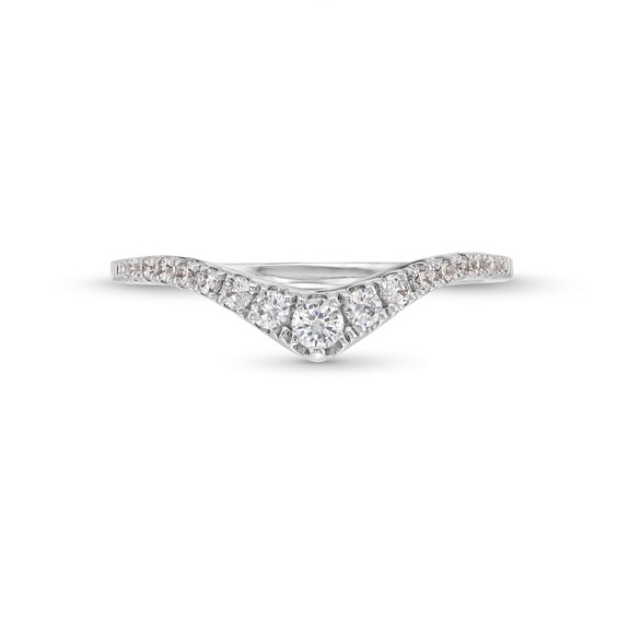 1/4 CT. T.w. Diamond Graduated Chevron Anniversary Band in 14K White Gold