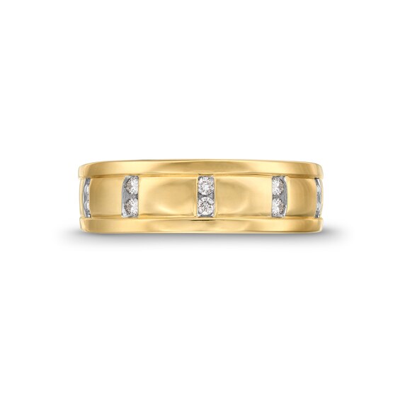1/10 CT. T.w. Diamond Vertical Channel Band in 10K Gold