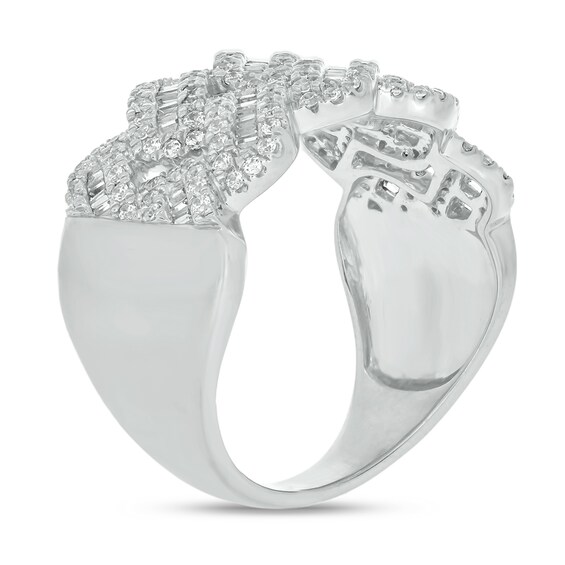 1 CT. T.w. Multi-Diamond Curb Chain Ring in 10K White Gold