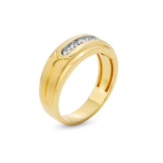 1/4 CT. T.w. Diamond Five Stone Step Edge Anniversary Band in 10K Gold