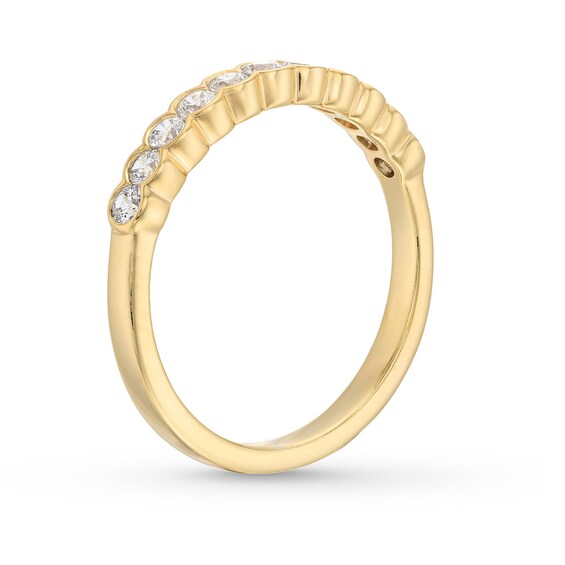 3/8 CT. T.w. Diamond Bezel-Set Eleven Stone Scallop Edge Anniversary Band in 14K Gold