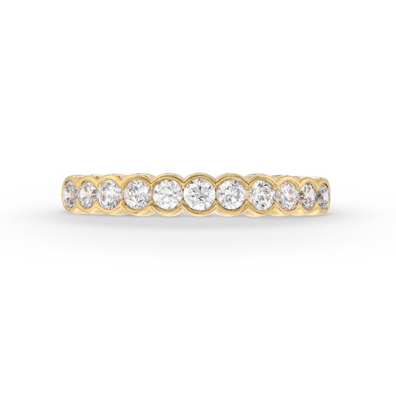 3/8 CT. T.w. Diamond Bezel-Set Eleven Stone Scallop Edge Anniversary Band in 14K Gold