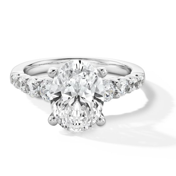 3-3/4 CT. T.w. Oval Certified Lab-Grown Diamond Graduated Shank Engagement Ring in 14K Gold (I/Si2