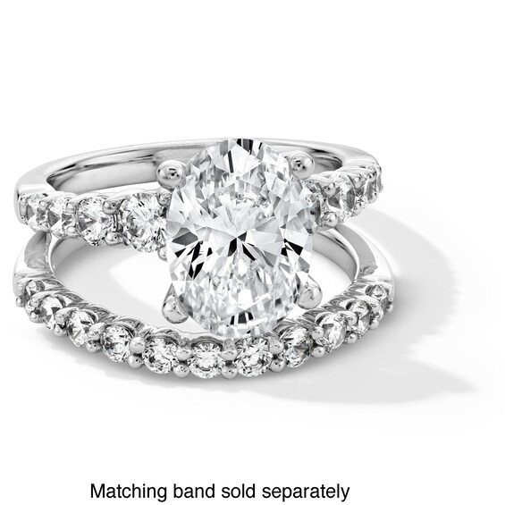 3-3/4 CT. T.w. Oval Certified Lab-Grown Diamond Graduated Shank Engagement Ring in 14K Gold (I/Si2