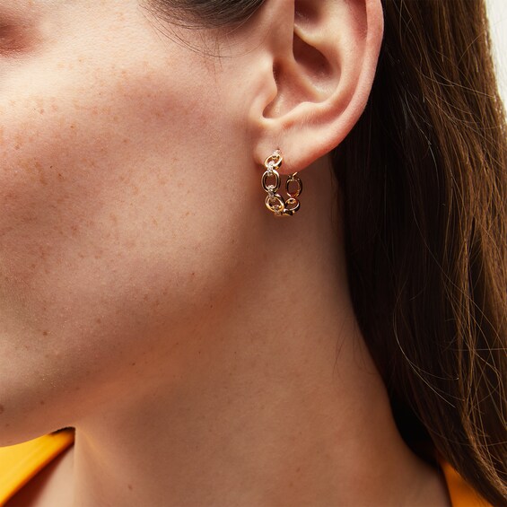 1/5 CT. T.w. Diamond Open Circle Chain Link Hoop Earrings in 10K Gold