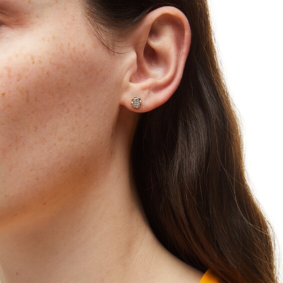 1/4 CT. T.w. Oval-Shaped Multi-Diamond Scallop Edge Stud Earrings in 10K Gold