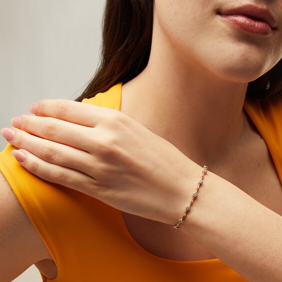 1/4 CT. T.w. Diamond Station Bracelet in 10K Gold - 7â