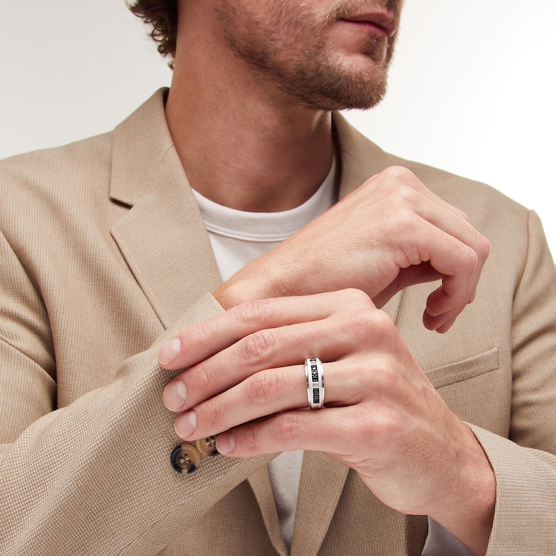 Main Image 2 of 1/8 CT. T.W. Diamond Five Stone Ribbed Anniversary Band in 10K Gold