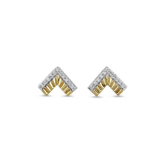 1/20 CT. T.w. Diamond Textured Chevron Stud Earrings in 24K Gold Vermeil