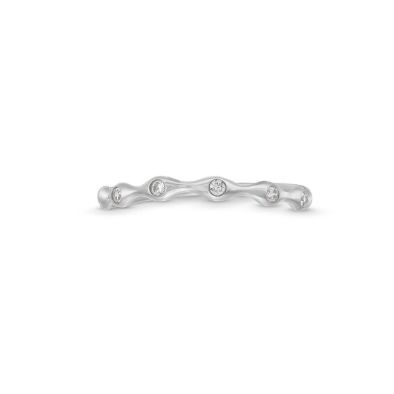 1/20 CT. T.w. Diamond Five Stone Scallop Stackable Anniversary Band in 10K White Gold