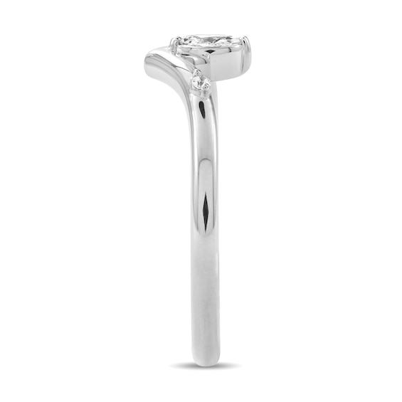 1/8 CT. T.w. Marquise-Cut Diamond Chevron Ring in 10K White Gold