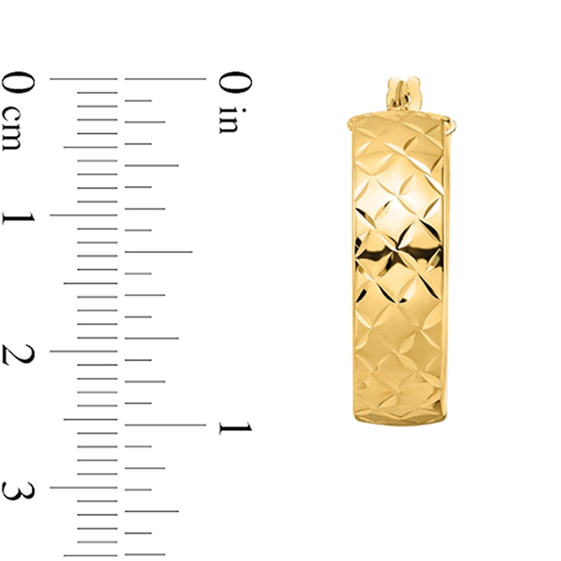 Main Image 2 of 24.32mm Textured Pattern Hoop Earrings in Solid 14K Gold