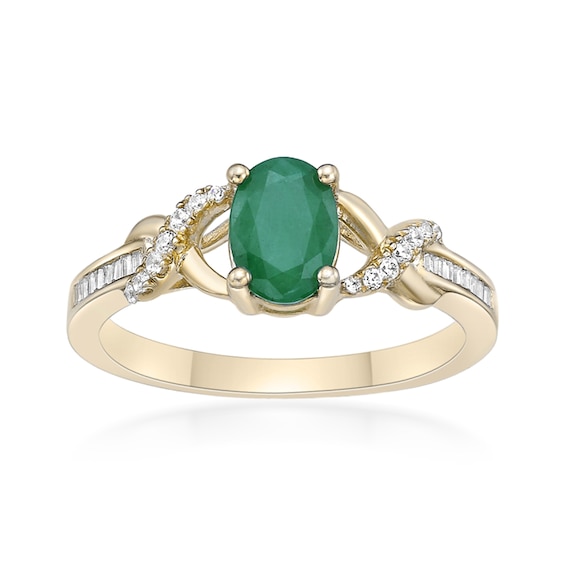 Oval Emerald and 1/6 CT. T.w. Diamond Crossover Split Shank Ring 10K Gold