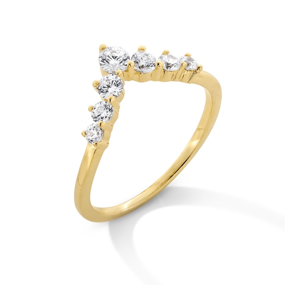 1/2 CT. T.w. Diamond Graduated Seven Stone Chevron Anniversary Band in 14K Gold