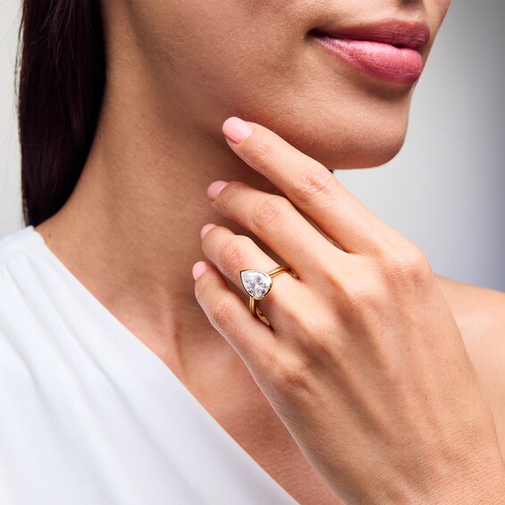 3 CT. Pear-Shaped Certified Lab-Grown Diamond Bezel-Set Solitaire Engagement Ring in 14K Gold (F/Vs2)