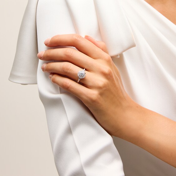 Vera Wang Love Collection 1 CT. T.w. Diamond Double Scallop Frame Engagement Ring in 14K White Gold
