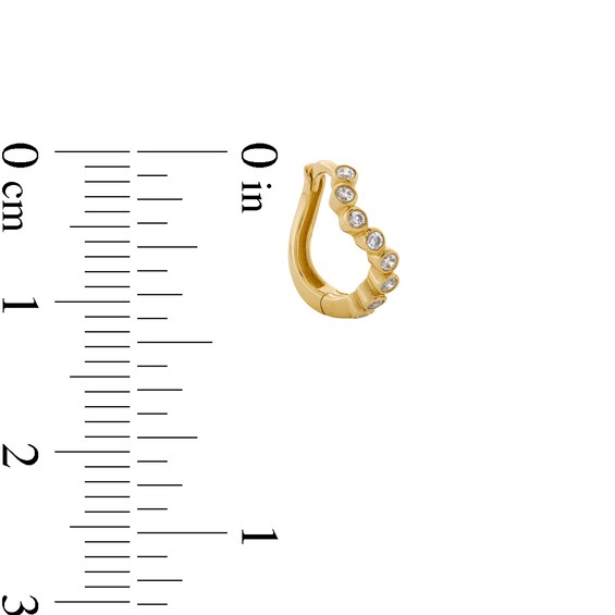 1/20 CT. T.w. Lab-Grown Diamond Single Curved Hoop Earring in 14K Gold