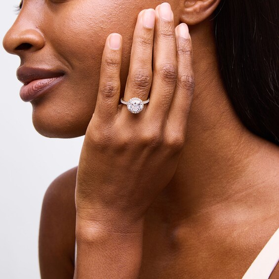 Vera Wang Love Collection 3-3/4 CT. T.w. Certified Lab-Grown Diamond Frame Engagement Ring in 14K Gold (F/Vs2)