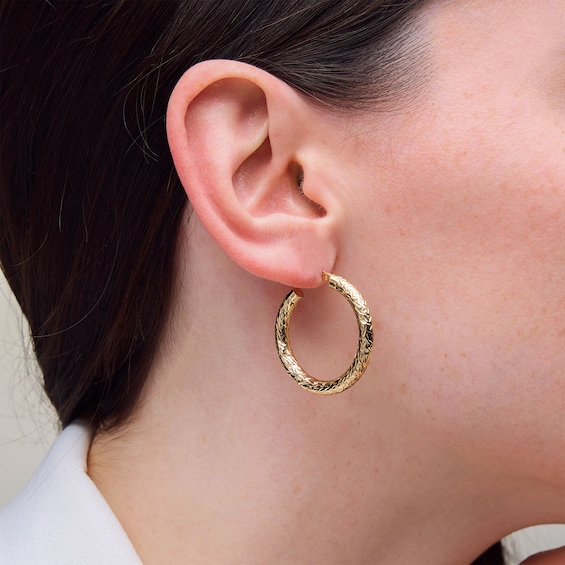 30.0mm Diamond-Cut Tube Hoop Earrings in Hollow 14K Gold