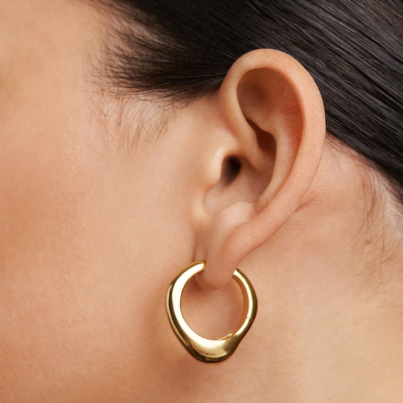 PDPAOLAâ¢ at Zales SILHOUETTES 24.6mm Hoop Earrings in Hollow Brass with 18K Gold Plate