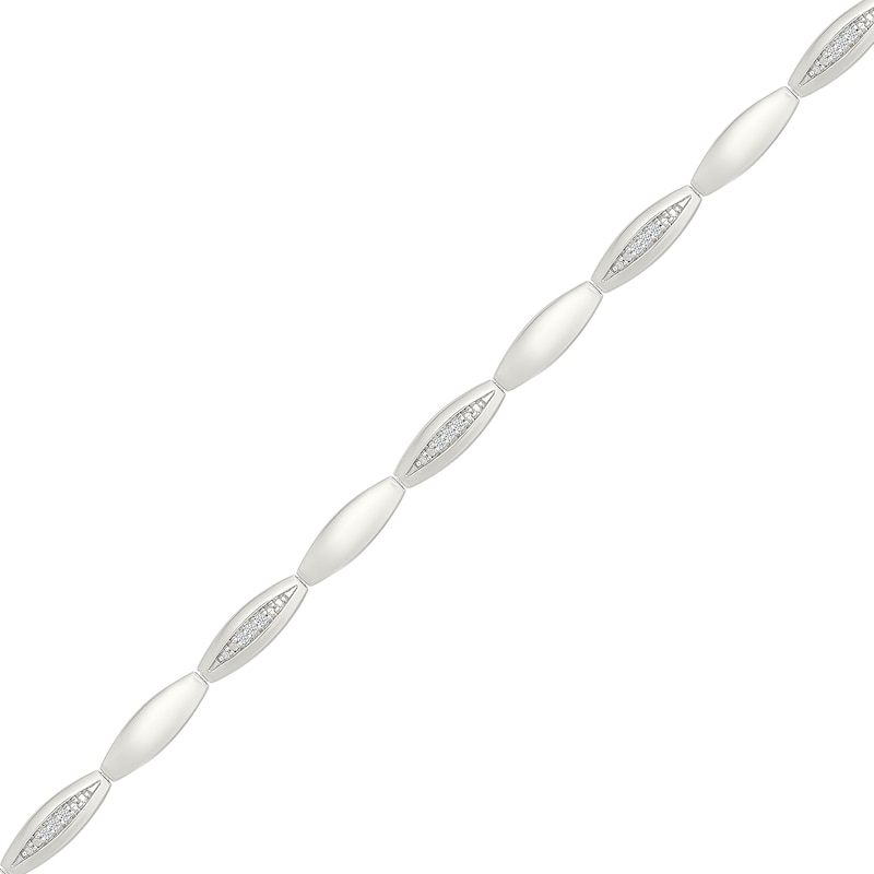 Main Image 1 of 1/10 CT. T.W. Diamond Oval Link Bracelet in Sterling Silver - 7.5"