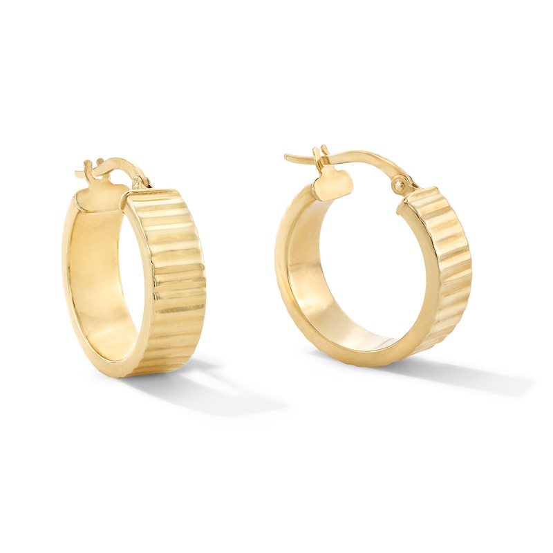 Main Image 1 of 19.0mm Diamond-Cut Ribbed Hoop Earrings in Hollow 10K Gold