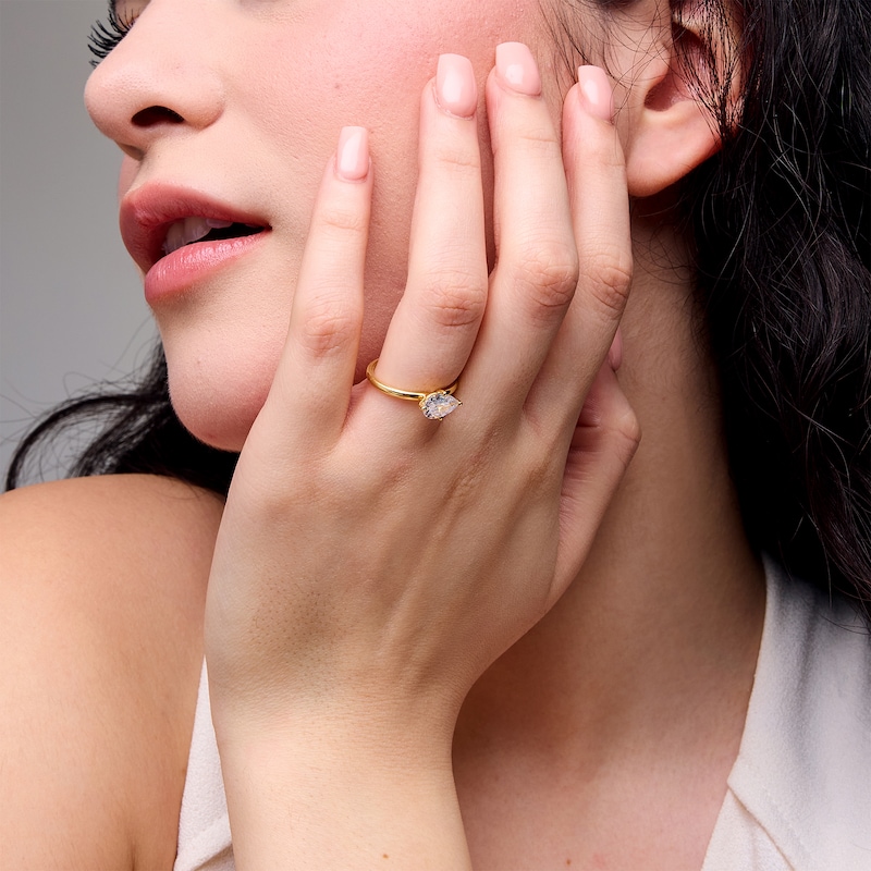 Main Image 2 of 1 CT. Pear-Shaped Certified Lab-Grown Diamond Sideways Solitaire Engagement Ring in 14K Gold (F/VS2)