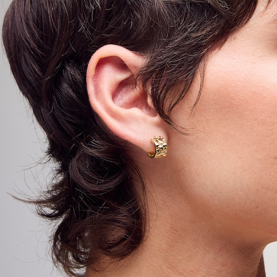 11.5mm Quilt Pattern Open Huggie Hoop Earrings in Solid 10K Gold