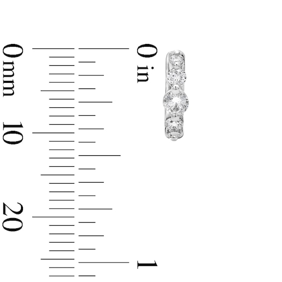 1/ CT. T.w. Certified Lab-Grown Diamond Graduated Five Stone Huggie Hoop Earrings in 10K White Gold (F/Vs2