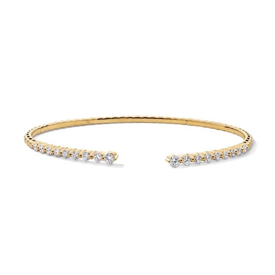 CT. T.w. Certified Lab-Grown Diamond Graduated Open Flex Bangle in 10K Gold (F/Vs2