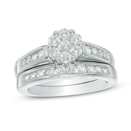 Previously Owned - 1 CT. T.W. Multi-Diamond Flower Soldered Bridal Set in 10K White Gold